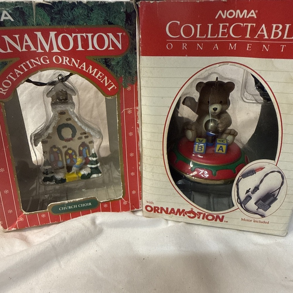 Vintage Noma Ornamotion Spinning Christmas Choir & Teddy Bear Top  Ornament LOT